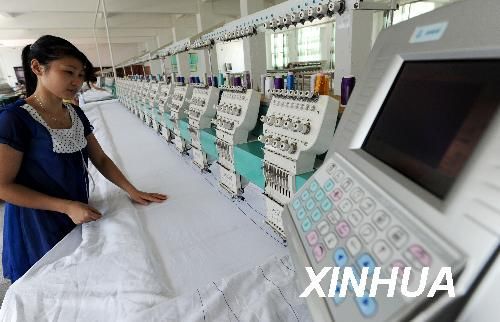 江西恩達成功織出苧麻生活布匹