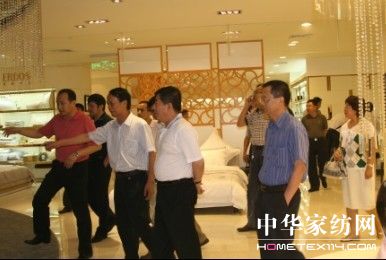 鄂爾多斯集團總裁視察鄂爾多斯家紡公司