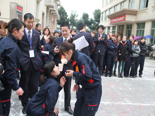 ʢFekȤζ\ӕcף˹