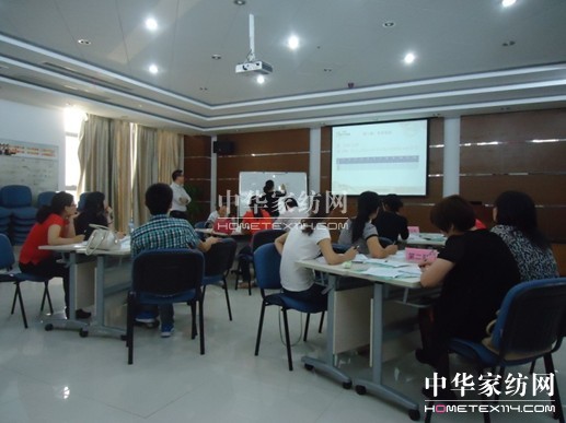 寶縵家紡新店培訓  怡爽秋日精彩不斷