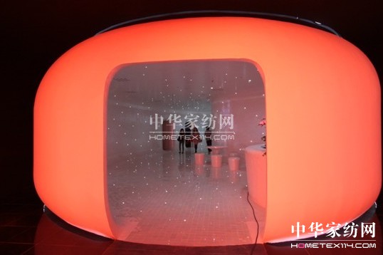 艾萊依又揚帆長風萬里破浪行